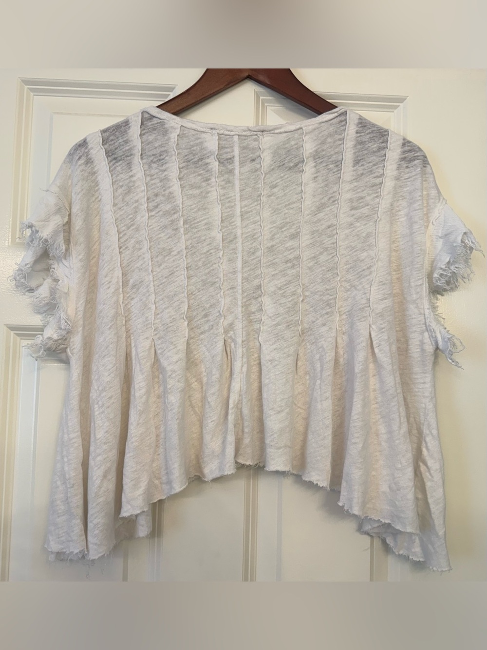 Free people We the Free Linen Cotton Top XS Boho Raw Hem V-Neck Oversized White - Picture 2 of 8